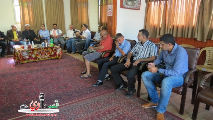 الطيبي جلب 167 الف شيقيل واجتمع باهالي عكا وباهالي المبنى الذي تدمر في الكارثة ومعه